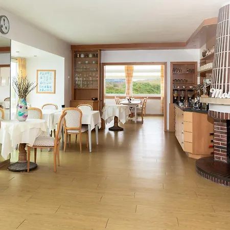 Haus Koebesine 17 *
